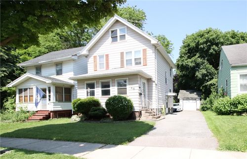 418 Westfield St, Rochester, NY, 14619-2138 | Card Image