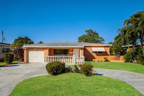 7619 Kismet St, Miramar, FL, 33023-5948 | Card Image