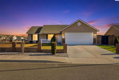 5505 Marbella Ln, Pasco, WA, 99301-3191 | Card Image