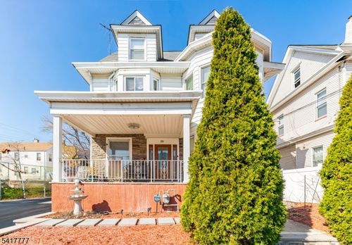 328 E 30th St, Paterson, NJ, 07504-1822 | Card Image