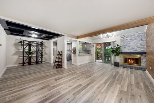 2703 Meadowstone Ct, Carrollton, TX, 75006-4787 | Card Image