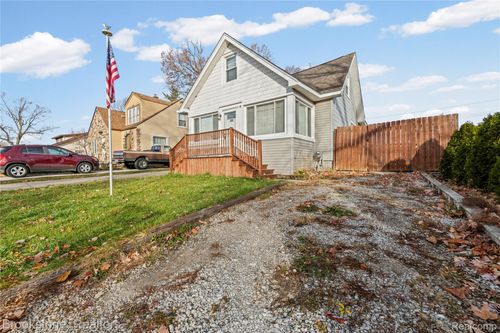 1012 La Salle Ave, Waterford, MI, 48328-3746 | Card Image