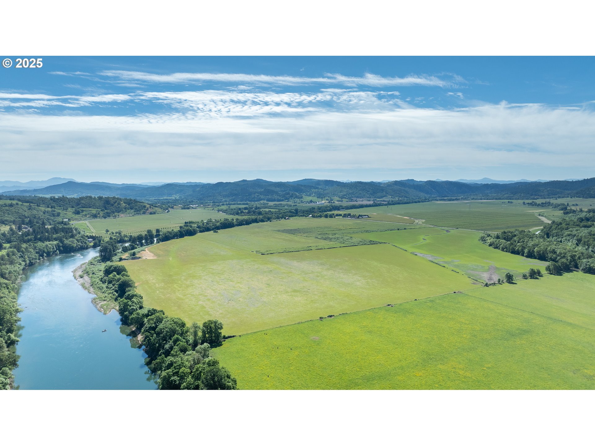 Land in Umpqua 3