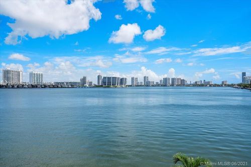 602-251 174th St, Sunny Isles Beach, FL, 33160-3355 | Card Image