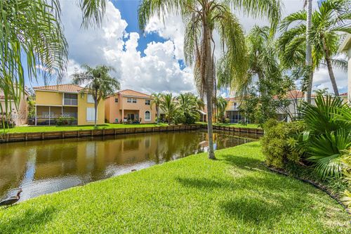 1526 E Lake Ct, Hollywood, FL, 33020-2572 | Card Image