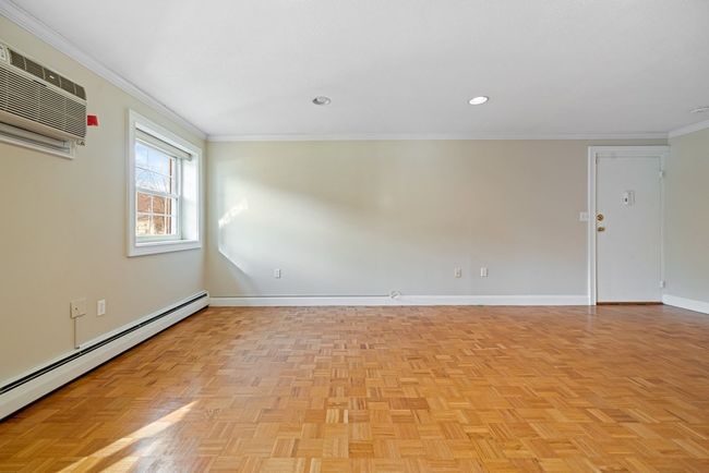 APT-6 - 237 N Main St, Condo with 2 bedrooms, 1 bathrooms and 2 parking in Andover MA | Image 20