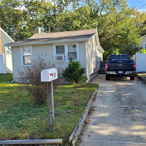 67 Hamilton Street, Brookhaven, NY, 11772 | Card Image