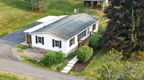 872 Brownsville Rd, Victor, NY, 14564-9340 | Card Image