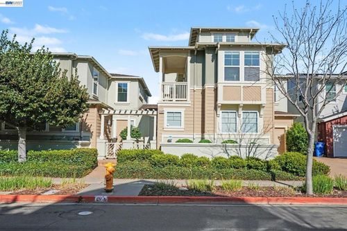 3092 3092 Madsen St, Hayward, CA, 94541 | Card Image