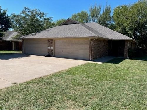 108 Honey Bee Dr, Joshua, TX, 76058-2912 | Card Image