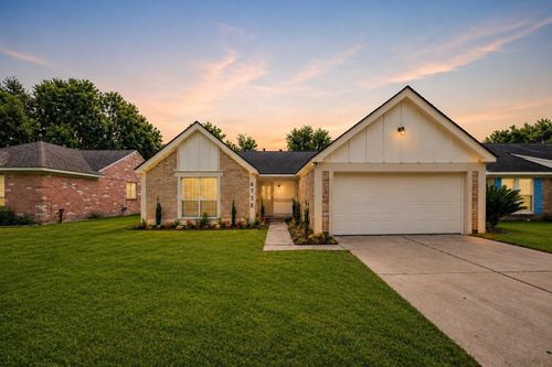 6738 Prairie Village Dr, Katy, TX, 77449-4334 | Card Image