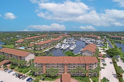 205 - 1201 Seafarer Circle, Condo with 2 bedrooms, 2 bathrooms and null parking in Jupiter FL | Image 1