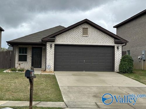 134 Winstead Cir, Owens Cross Roads, AL, 35763-7816 | Card Image