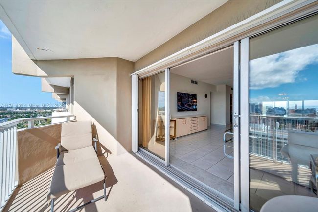 APT-22G - 1985 S Ocean Dr, Condo with 2 bedrooms, 2 bathrooms and null parking in Hallandale Beach FL | Image 17