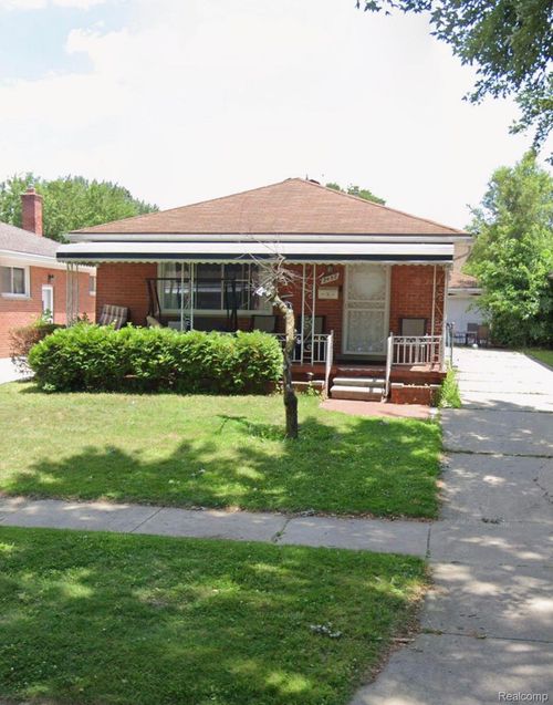 8452 Nightingale St, Dearborn Heights, MI, 48127-1204 | Card Image