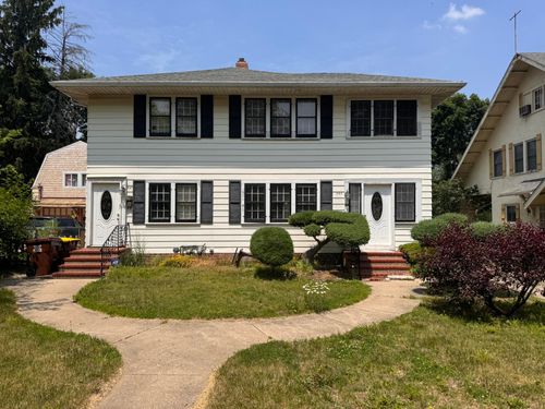 635 Garfield Ave, Rockford, IL, 61103-6021 | Card Image