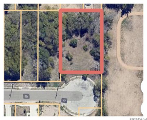 902 Yucca St, San Antonio, TX, 78220 | Card Image