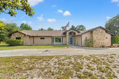 5216 Hope Ln, SPRING HILL, FL, 34606-1232 | Card Image