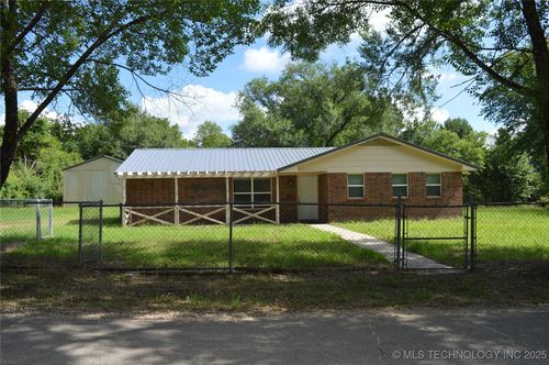 415347 E 1912 Rd, Antlers, OK, 74523-1523 | Card Image