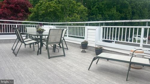 8200 Centennial Sta, WARMINSTER, PA, 18974-5901 | Card Image