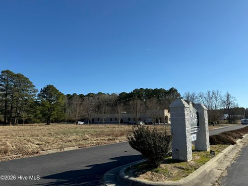 1421 S King St, Windsor, NC, 27983-9666 | Card Image