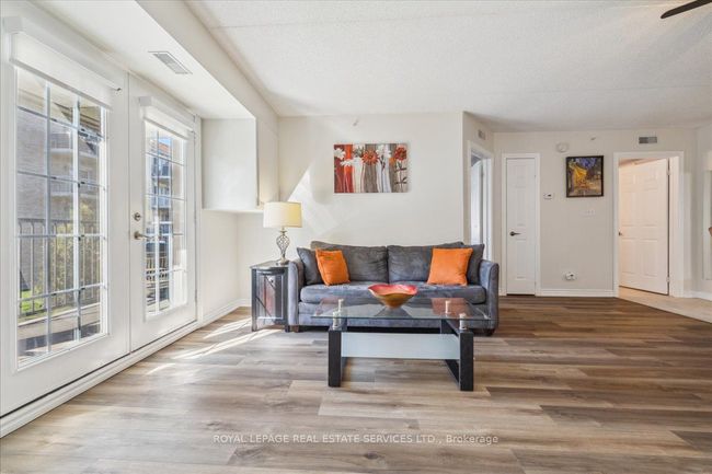 209 - 1441 Walkers Line, Condo with 2 bedrooms, 1 bathrooms and null parking in Burlington ON | Image 8