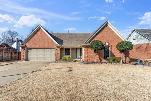 4011 Meadow Field Dr, Bartlett, TN, 38135 | Card Image