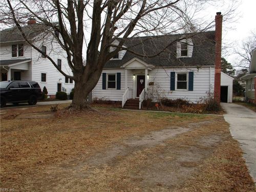 138 Hampton Roads Ave, Hampton, VA, 23661-3411 | Card Image