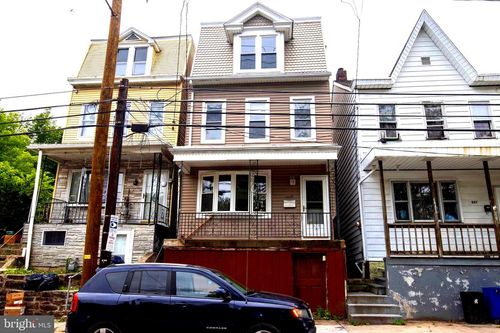 665 N 2nd St, POTTSVILLE, PA, 17901-1732 | Card Image