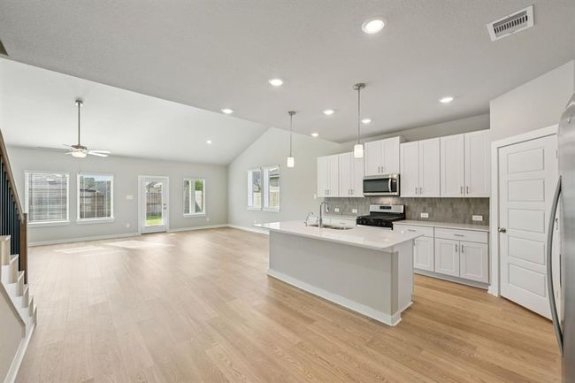 1472 Waggoner Ranch Trl, House other with 5 bedrooms, 4 bathrooms and 2 parking in Conroe TX | Image 16
