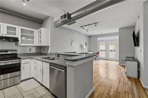 apt-1517-800 Peachtree St Ne, Atlanta, GA, 30308-6031 | Card Image