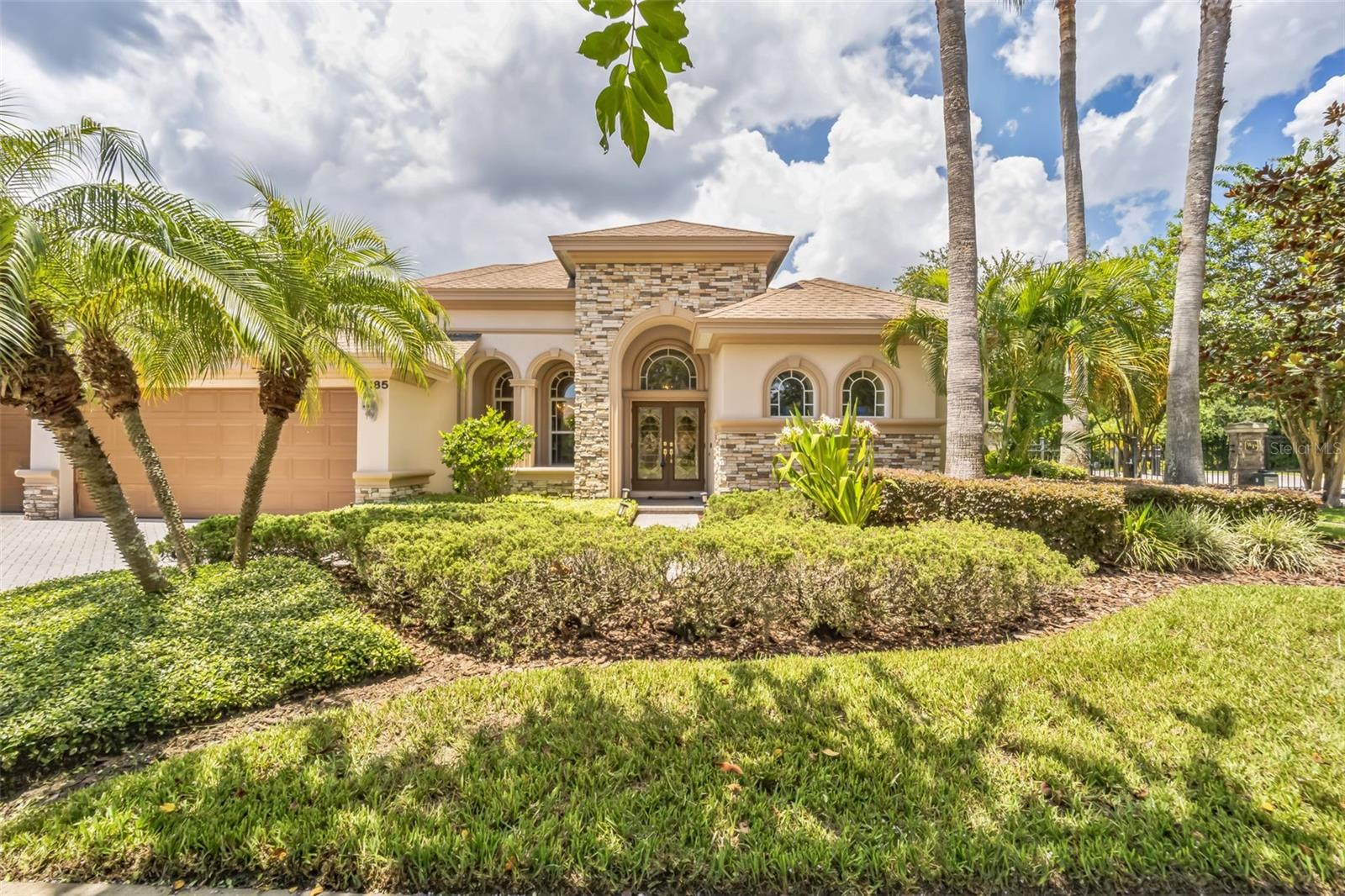Burberry St, Tarpon Springs, FL 34688