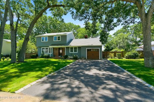 81 Salem Rd, Brick, NJ, 08724-3650 | Card Image
