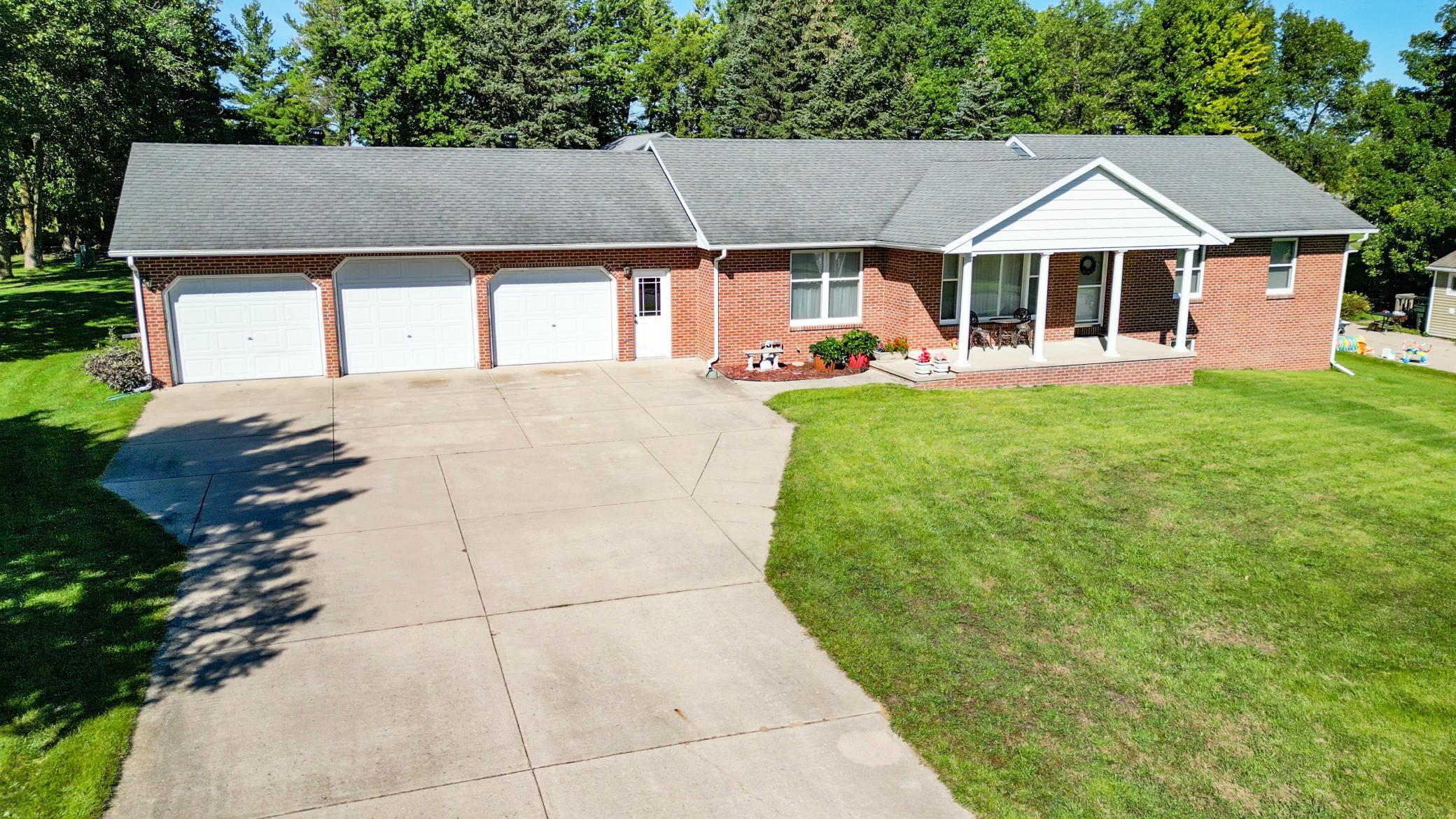 Cascade St, Fergus Falls, MN 56537