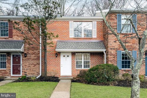 23 Sycamore Ct, LAWRENCEVILLE, NJ, 08648-4833 | Card Image