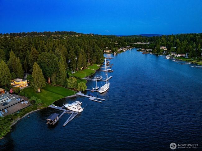 3611 Hunts Point Rd, House other with 3 bedrooms, 3 bathrooms and 3 parking in Hunts Point WA | Image 27