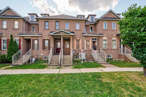 24 Ellesmere St, Richmond Hill, ON, L4B4E1 | Card Image