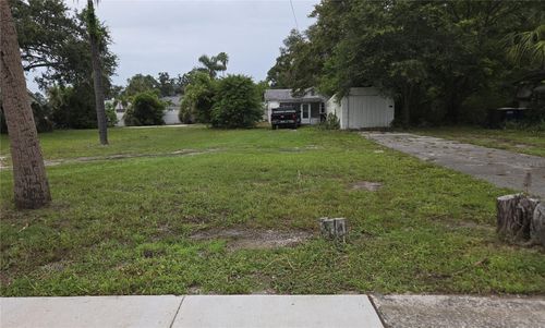 512 Woodlawn St, CLEARWATER, FL, 33756-2051 | Card Image