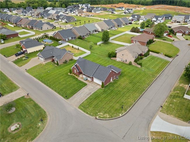 8435 Aberdeen Ln, Home with 3 bedrooms, 2 bathrooms and null parking in Charlestown IN | Image 48