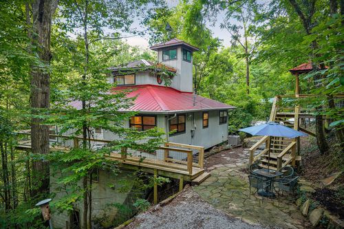 1385 Lakeside Dr, Smithville, TN, 37166-7502 | Card Image