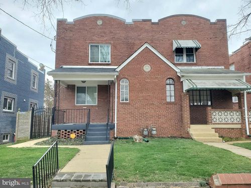 30 53rd St Se, WASHINGTON, DC, 20019-6534 | Card Image