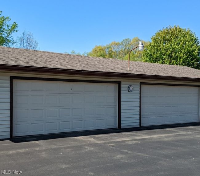 Garage | Image 24