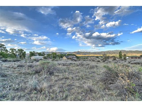 9773 Arroyo Dr, Salida, CO, 81201-8582 | Card Image