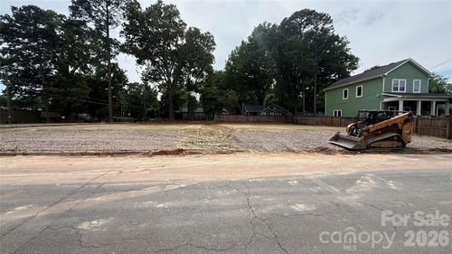 3529 Oakwood Ave, Charlotte, NC, 28205-1229 | Card Image