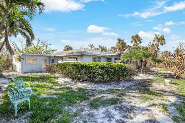 1057 Blue Heron Dr, House other with 3 bedrooms, 3 bathrooms and null parking in Sanibel FL | Image 17