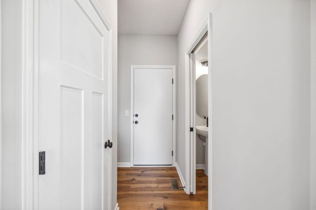 Mudroom | Image 12