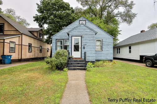 3035 Lemuel St, Muskegon Heights, MI, 49444-2709 | Card Image