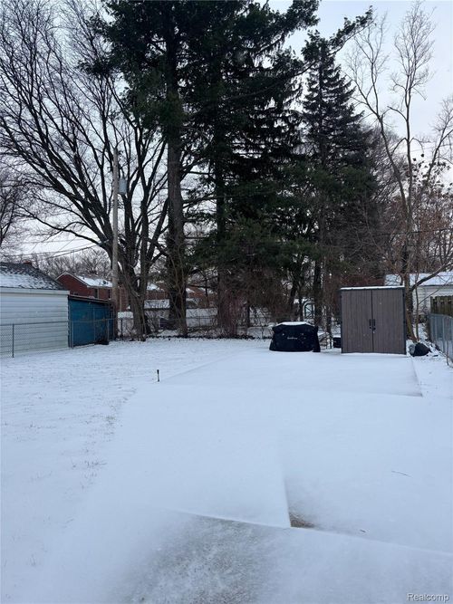 1508 Gardenia Ave, Royal Oak, MI, 48067-1431 | Card Image