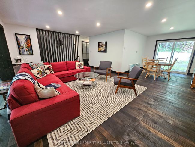 1015 Bayview Point Rd, House other with 5 bedrooms, 2 bathrooms and 7 parking in Dwight ON | Image 7