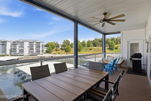 2d-183 Upper Monarch Cove Dr, Lake Ozark, MO, 65049-6239 | Card Image